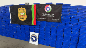 Droga em estruturas metálicas é apreendida em SC