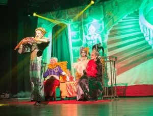 Teatro Adolpho Mello vive fase de renovação em São José