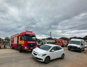 Motorista tem perna esmagada em acidente na SC-410