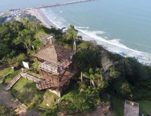 Praia do Atalaia é pré-aprovada para selo Bandeira Azul