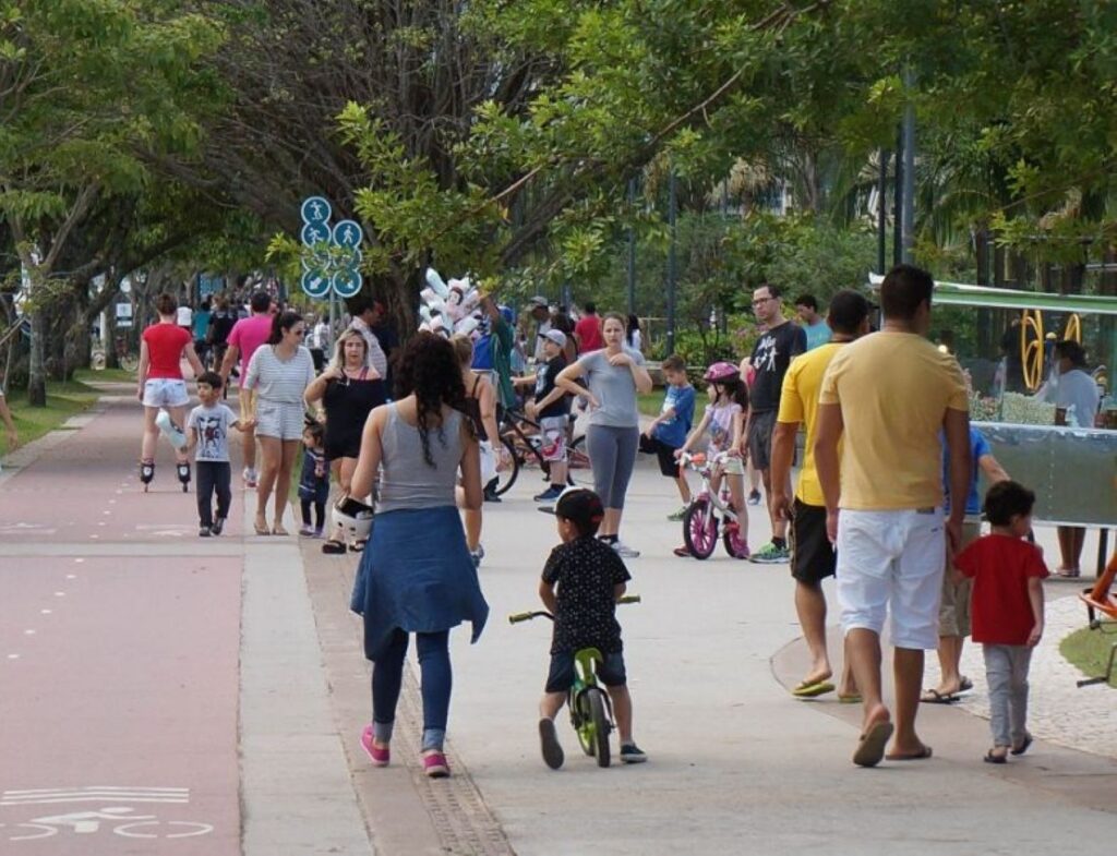 Festival literário promove acesso à cultura e integração das famílias em Itajaí