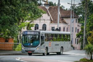 Blumenau ajusta ônibus nas férias escolares