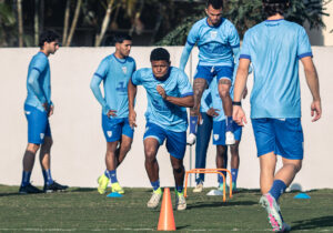 Avaí e Athletic fazem duelo inédito na Série B