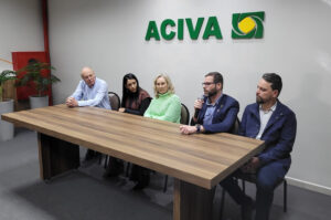 ACIVA entrega demandas regionais ao senador Jorge Seif em Araranguá