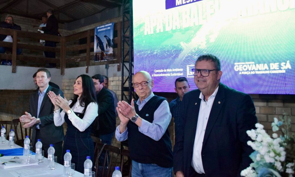 Aumenta a pressão na APA da Baleia Franca