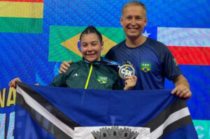 Ana Luiza conquista bronze no Sul-Americano de Karatê