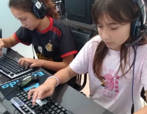 Penha amplia acesso à tecnologia com programa gratuito
