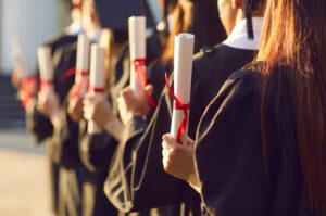Diploma em papel do ensino superior perde validade 