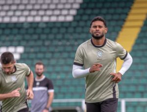 Figueirense empresta Kayke ao Volta Redonda