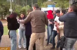 Repórter de TV é agredida por colega de outra emissora