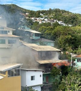 Fogo em máquina de lavar provoca destruição na Capital