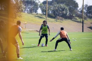 Criciúma encerra preparação para duelo em Goiânia