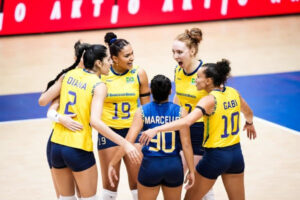 Brasil vence Japão e fecha 1ª fase em segundo