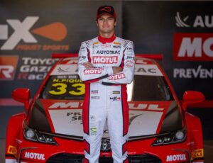Nelson Piquet Jr. participa de evento automotivo em SC
