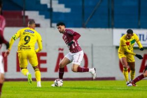 Brusque e Figueirense vencem na reta final da Série C