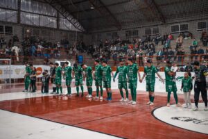 Ala paraguaio estreia no futsal de Chapecó