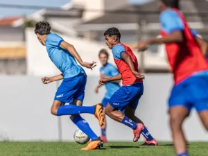 Avaí Sub-17 decide vaga na final em casa