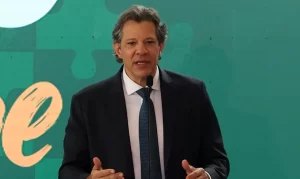 Brasil prepara resposta ao tarifaço dos EUA