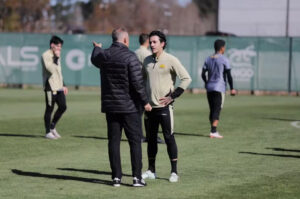 Criciúma enfrenta o Operário-PR com três desfalques