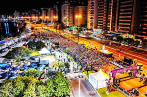 Meia Maratona Noturna altera trânsito em Florianópolis