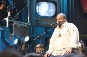 Morre Arlindo Cruz, ícone do samba, aos 66 anos