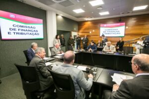 Projeto propõe combate à dependência tecnológica