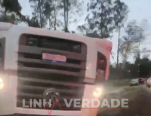 Caminhão capota em Nova Veneza e mobiliza socorristas