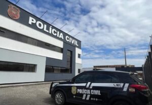 Professor é indiciado por crime de racismo em Laguna