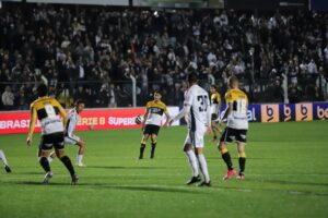 Criciúma perde por 1 a 0 para Operário em Ponta Grossa