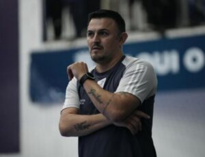 Betinho deixa o comando do Tubarão Futsal
