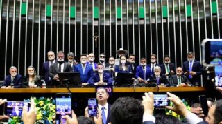 Oposicao Ocupa Mesas Do Congresso 2