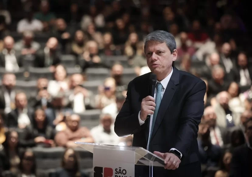 Governador de SP indica futuro político para 2026