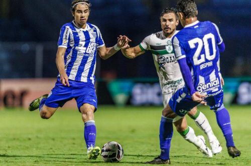 Avaí visita América-MG em duelo direto pela reação na Série B