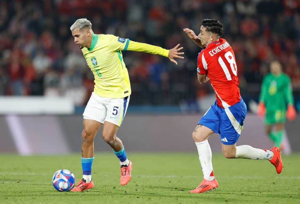 Brasil encara Chile no Maracanã pelas Eliminatórias
