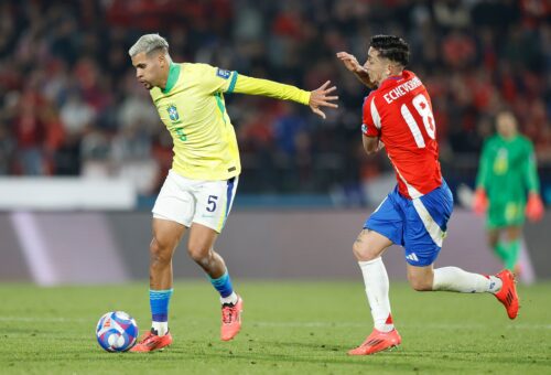 Brasil encara Chile no Maracanã pelas Eliminatórias