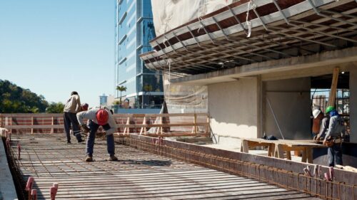 Construção civil investe em segurança e reduz acidentes