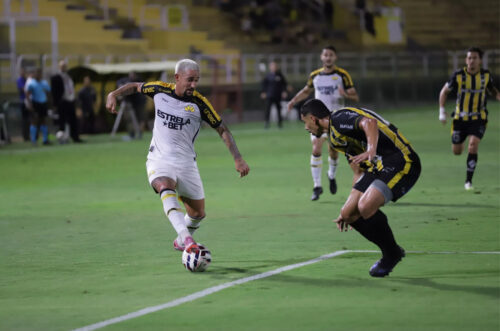 Criciúma segura Volta Redonda em empate sem gols na Série B