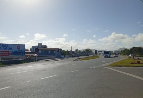 DNIT libera dois km de marginal da BR-470 em Navegantes