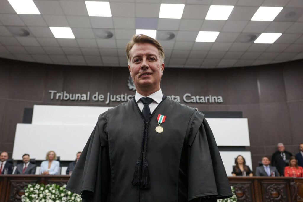 Desembargador denuncia ataque homofóbico em Florianópolis