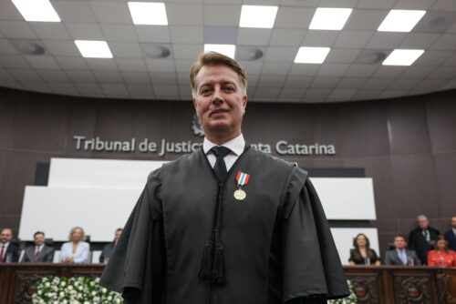 Desembargador denuncia ataque homofóbico em Florianópolis