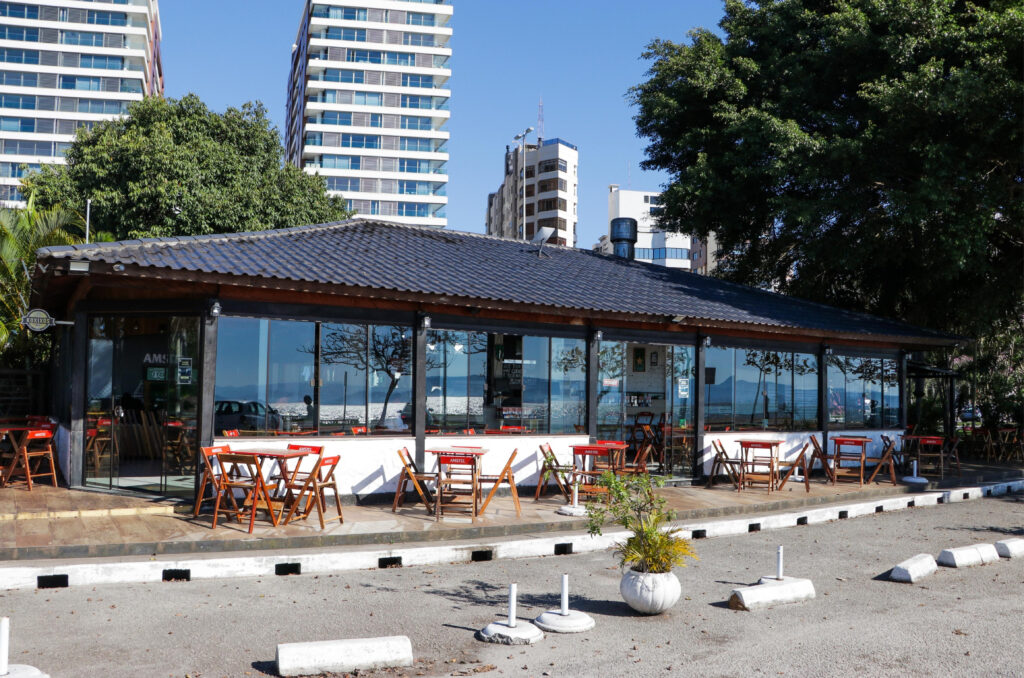 Florianópolis inicia reordenamento e regularização de quiosques