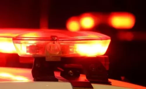 Homem é preso e adolescente apreendido por tráfico em Tubarão