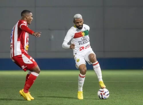 Brusque tropeça diante do Náutico na largada da segunda fase da Série C