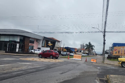 Interdição da Avenida Pedro Zapelini é prorrogada até sexta-feira em Tubarão