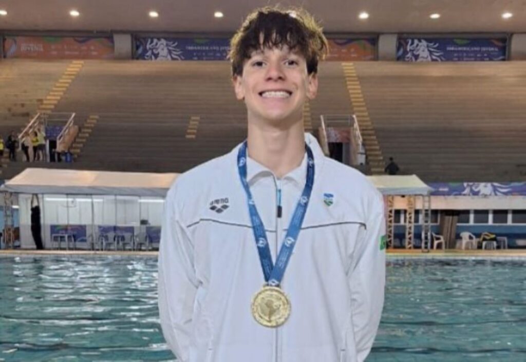 Matheus Rosa é ouro e bate recorde no Sul-Americano Juvenil
