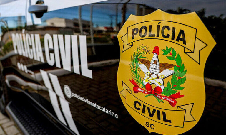 Polícia prende dois homens envolvidos no assassinato de professor em São José