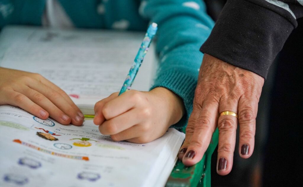Santa Catarina tem a 2ª menor taxa de analfabetismo do país, aponta IBGE