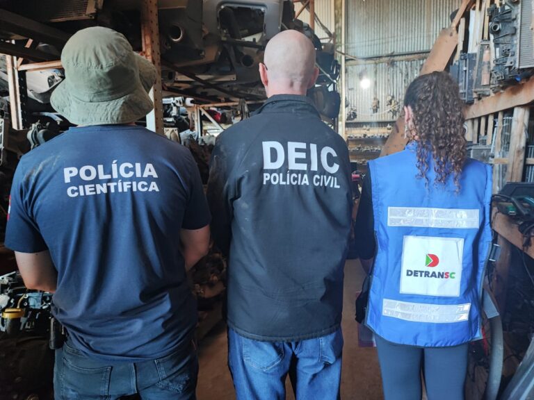 Loja em Içara é alvo de operação contra comércio ilegal de autopeças
