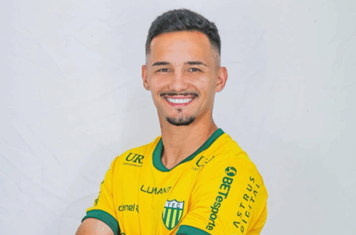 Tubarão encaminha contratação de Danielzinho, ex-Ypiranga