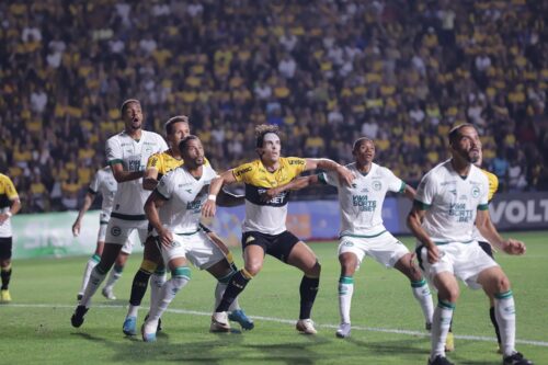 Criciúma é derrotado pelo Goiás e segue fora do G4 do Brasileirão da Série B